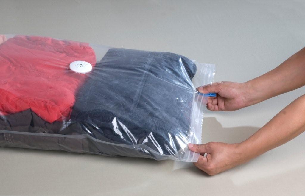buying clothes vacuum sealer bags