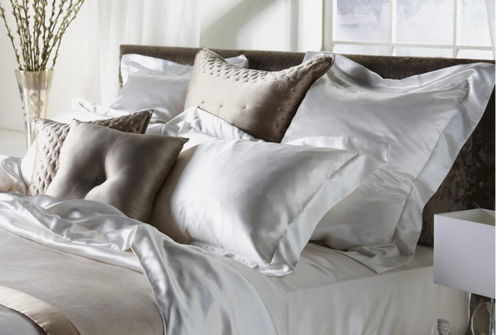 silk pillowcases & sleep retreat in Australia