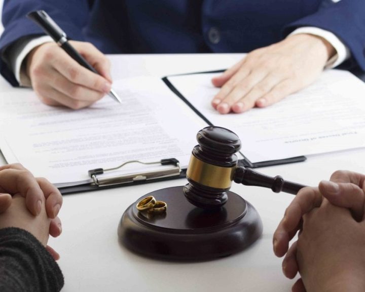 The Incredible Power of Hiring a Remarkable Divorce Lawyer