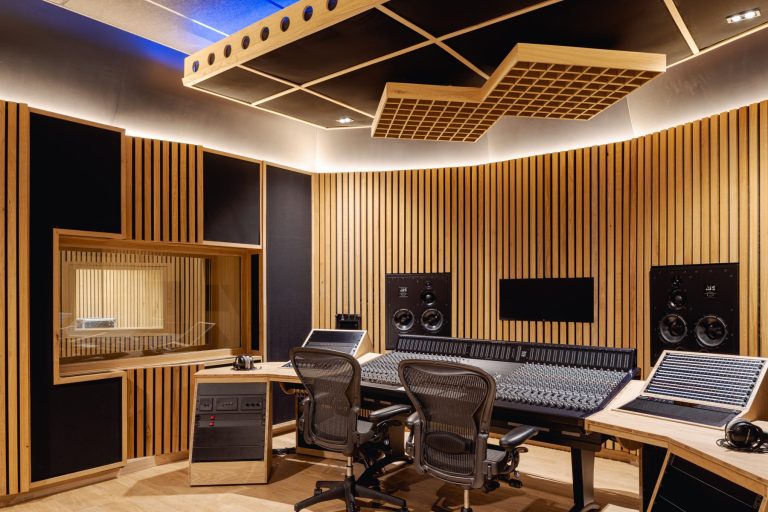 best studio for photo shoots